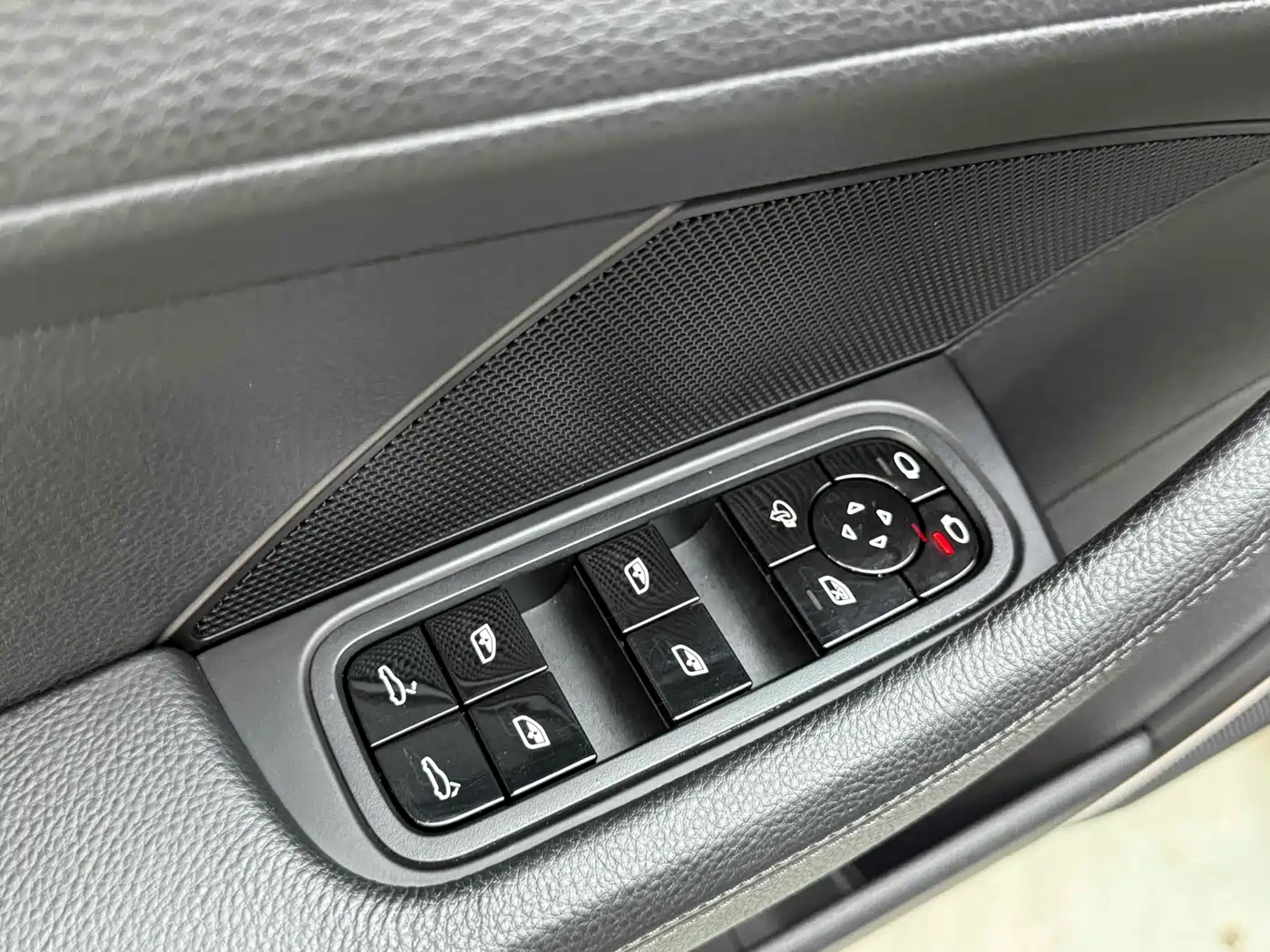Porsche Panamera 2017 Panamera 3.0T фото 24