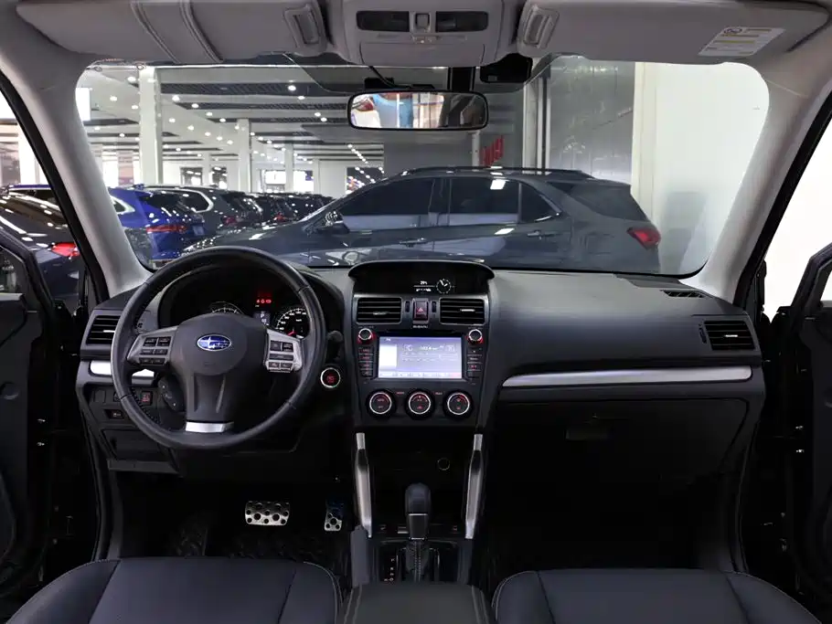 Subaru Forester 2013 2.0T Automatic Premium Navigation Edition фото 9