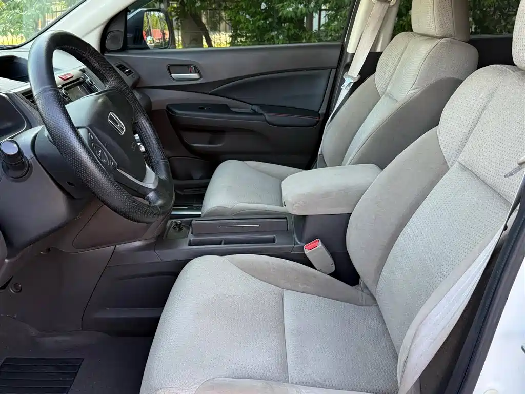Фото 11 - Honda CR-V