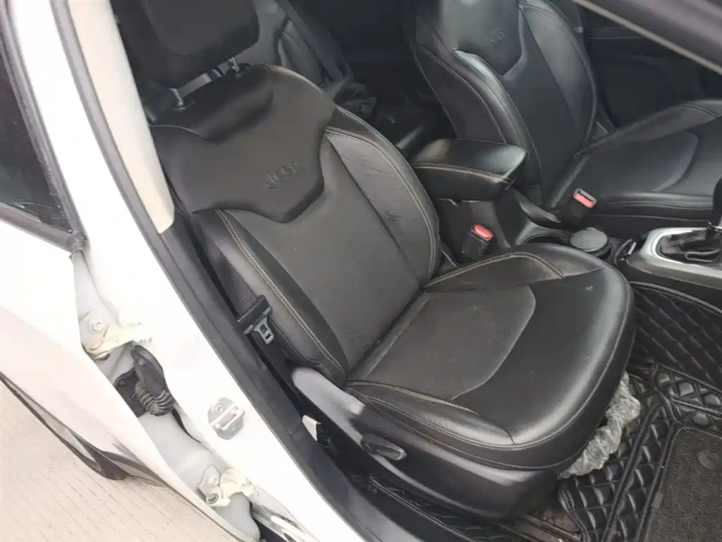 Jeep Compass 2017 2017 200T Automatic Family Edition