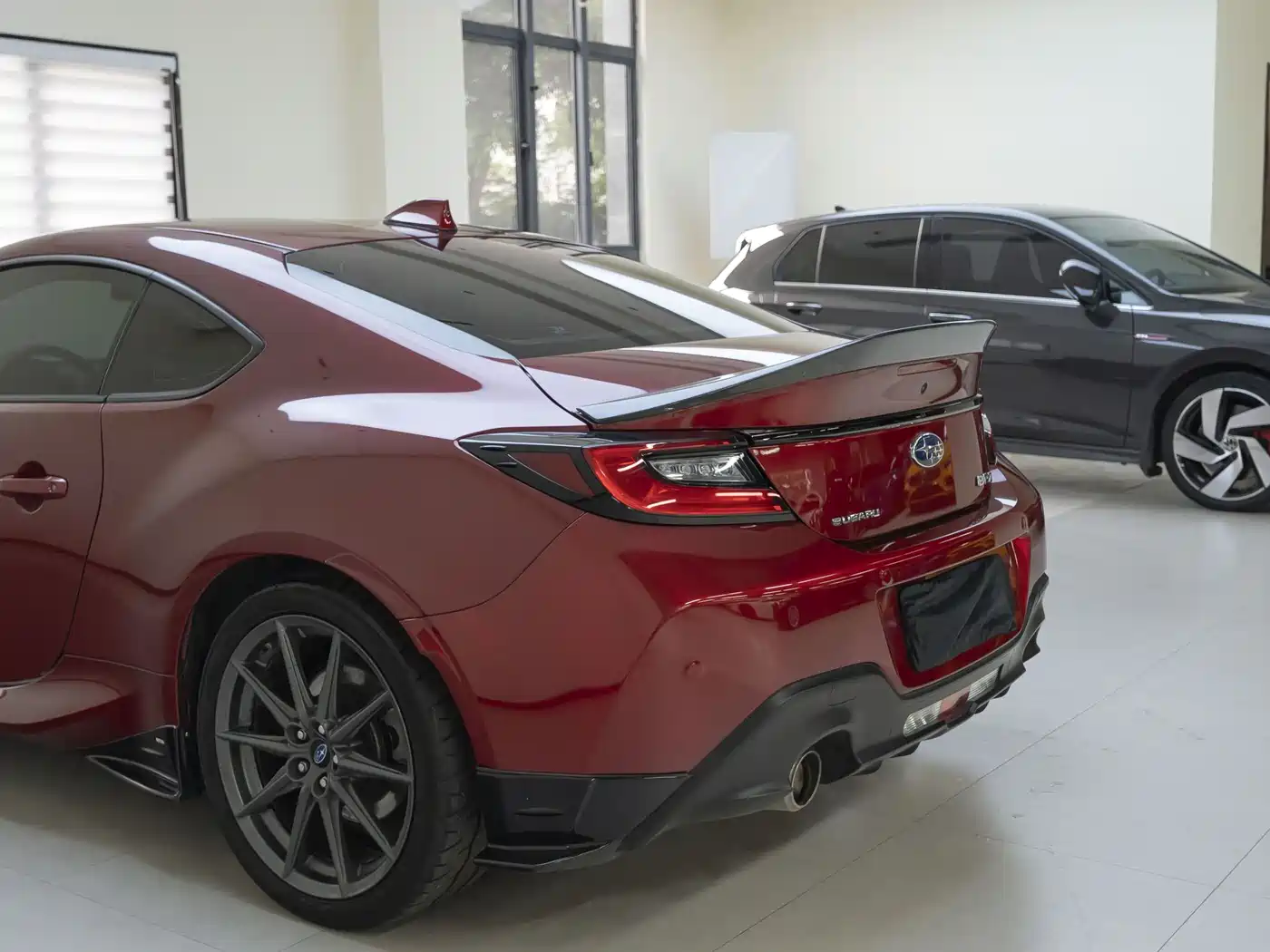 Subaru BRZ 2022 2.4L Manual фото 12