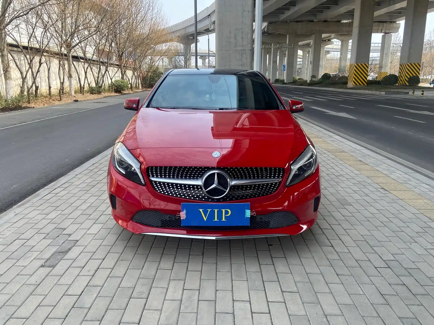 Mercedes-Benz A-Class (Import) 2016 A 200 Fashion фото 5