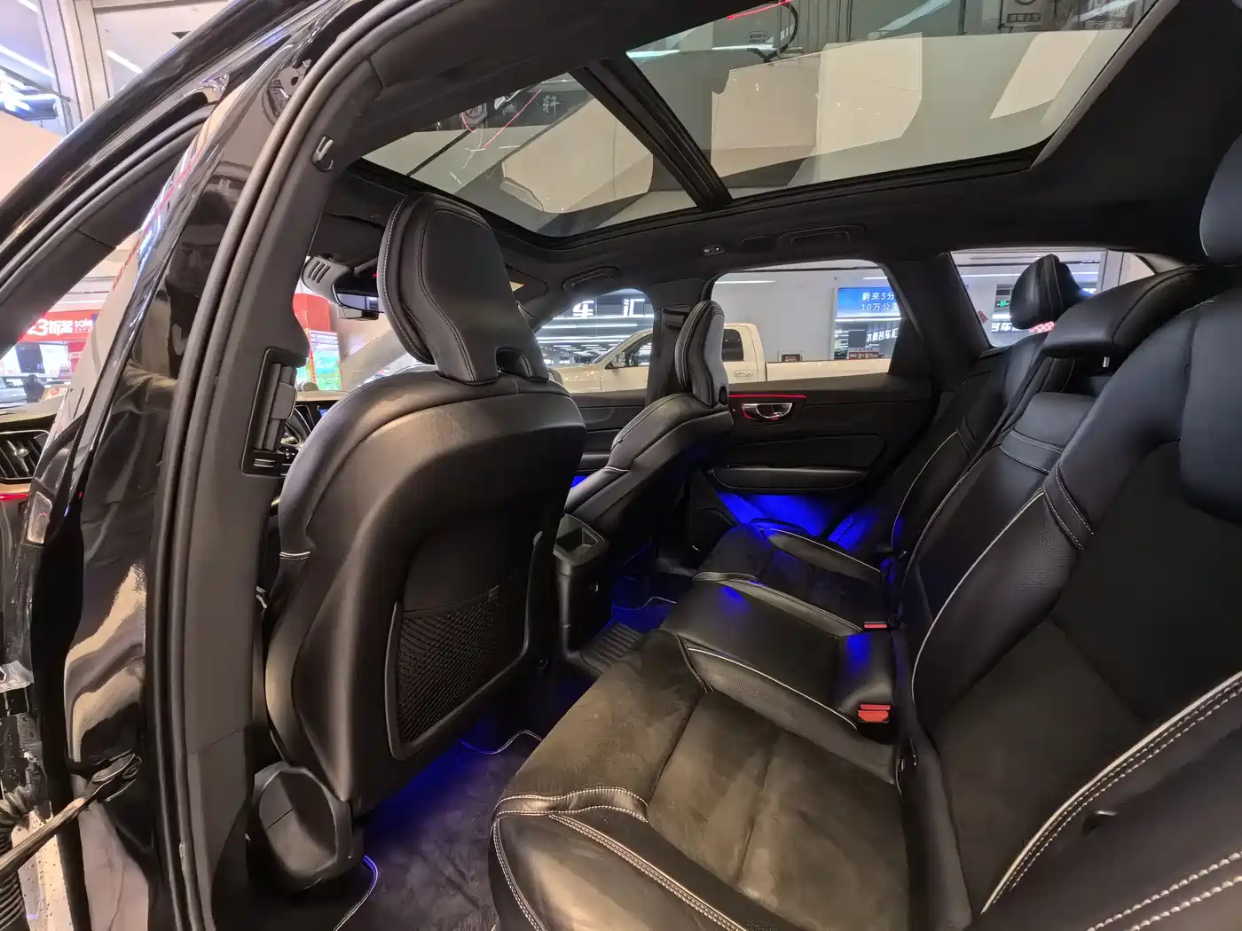 VOLVO XC60 PLUG IN HYBRID