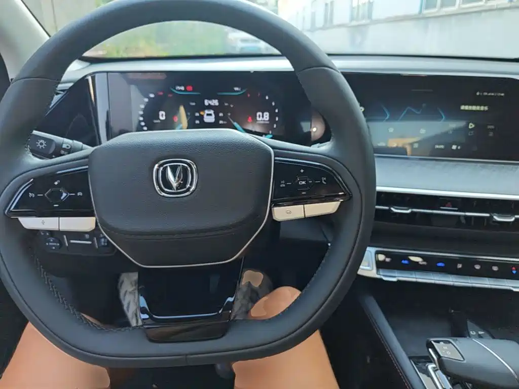Changan Eado 2025 2025 PLUS 1.4T DCT High Performance