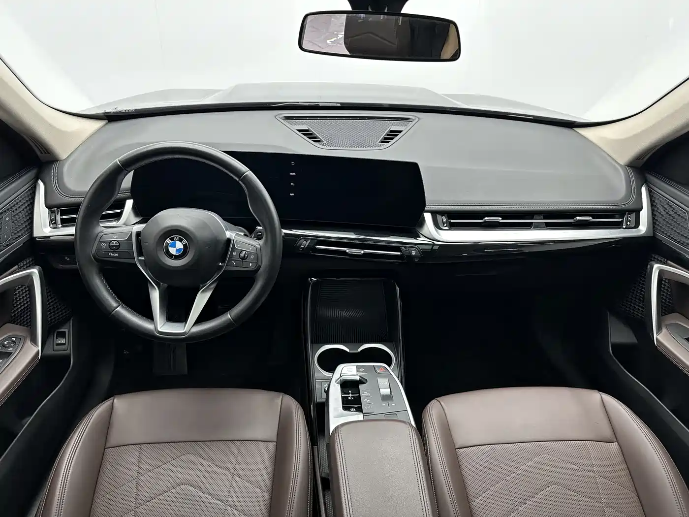BMW X1 2023 sDrive20Li X Design Package фото 7