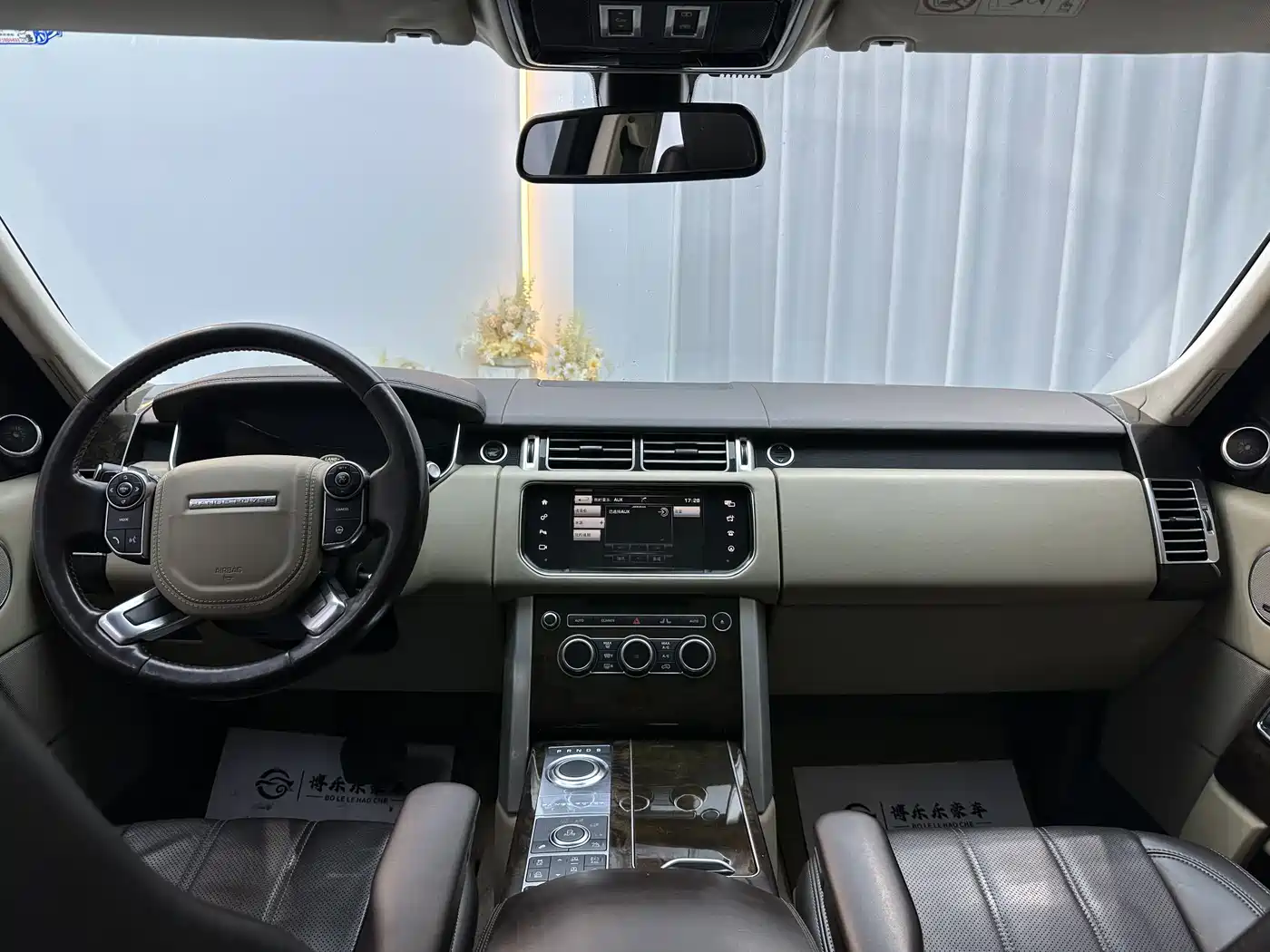 Land Rover Range Rover 2016 3.0 SC V6 Vogue SE Autobiography LWB фото 6