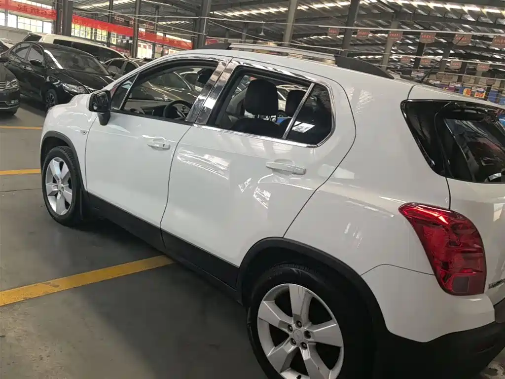 Chevrolet Trax 2014 1.4T Automatic 2WD Comfort фото 5