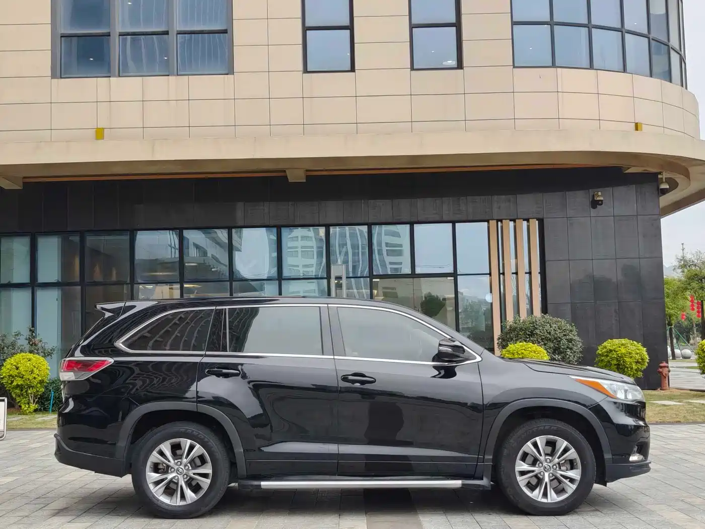 Toyota Highlander 2017 2.0T 2WD Elite 7-Seater фото 4
