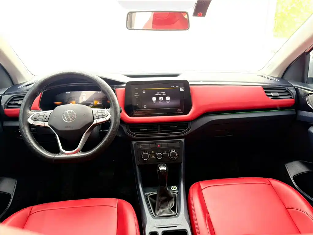 Volkswagen Tharu 2025 Model Rising Star 1.5L Advance Edition фото 15