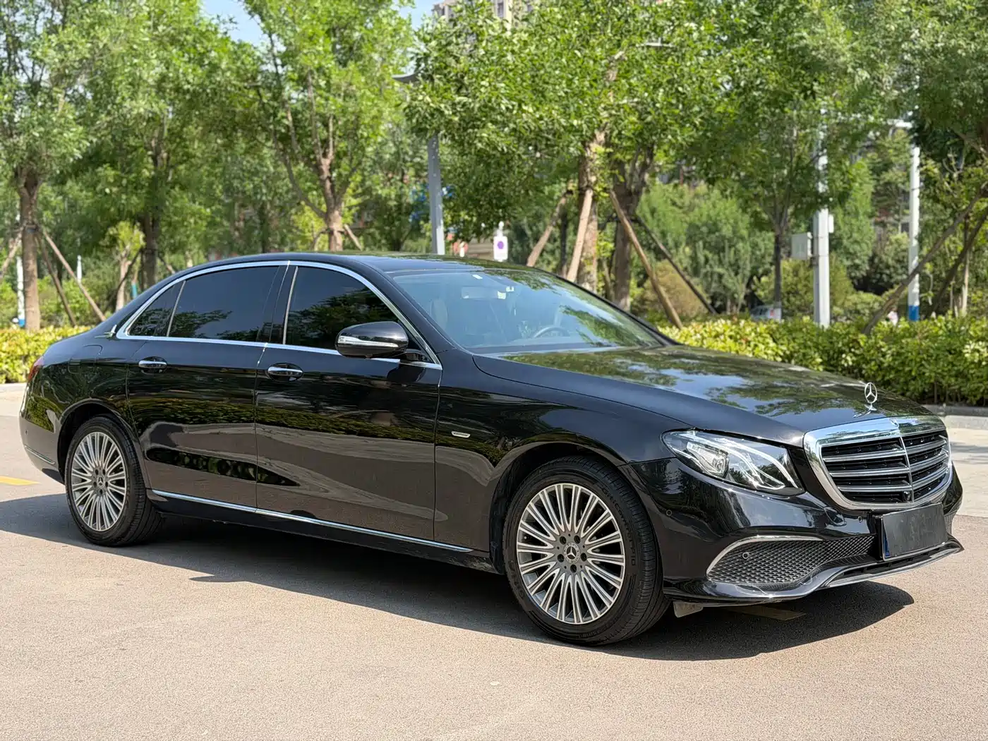 Mercedes-Benz E-Class 2020 Facelift E 300 L Exclusive фото 3