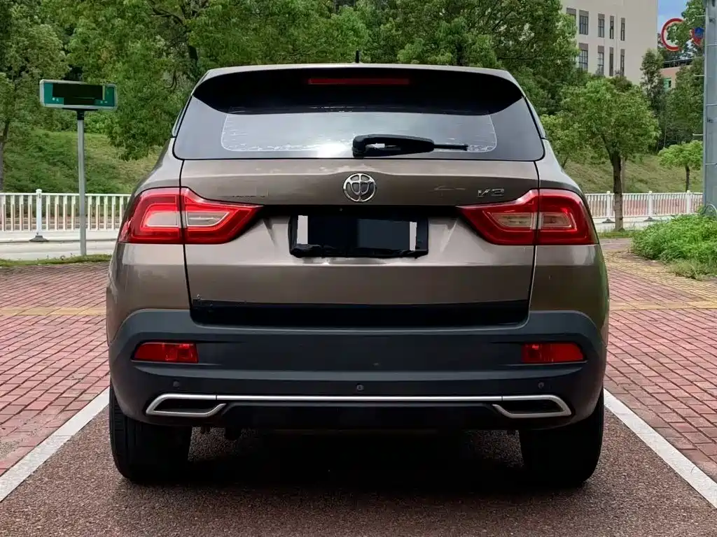 Zhonghua V3 2017 2017 1.5L Manual Elite