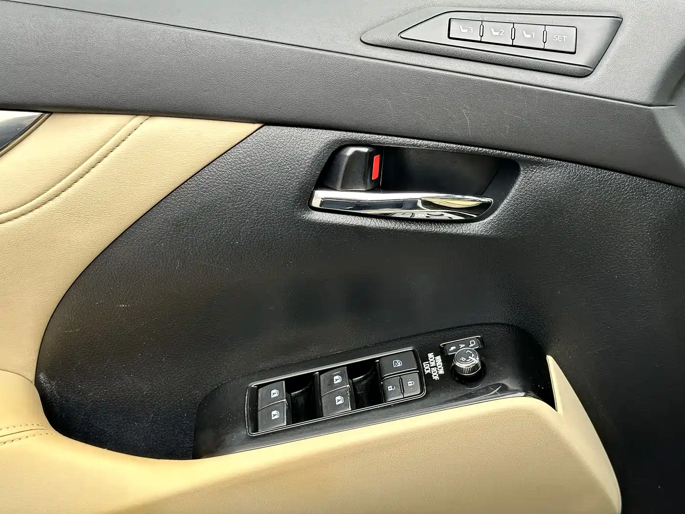 Toyota Alphard 2015 3.5L Premium Edition фото 23