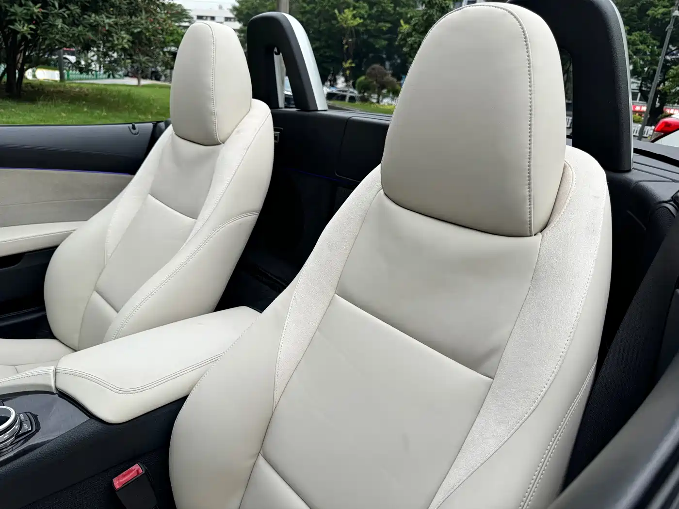 BMW Z4 2011 2009 sDrive35i Fashion Edition