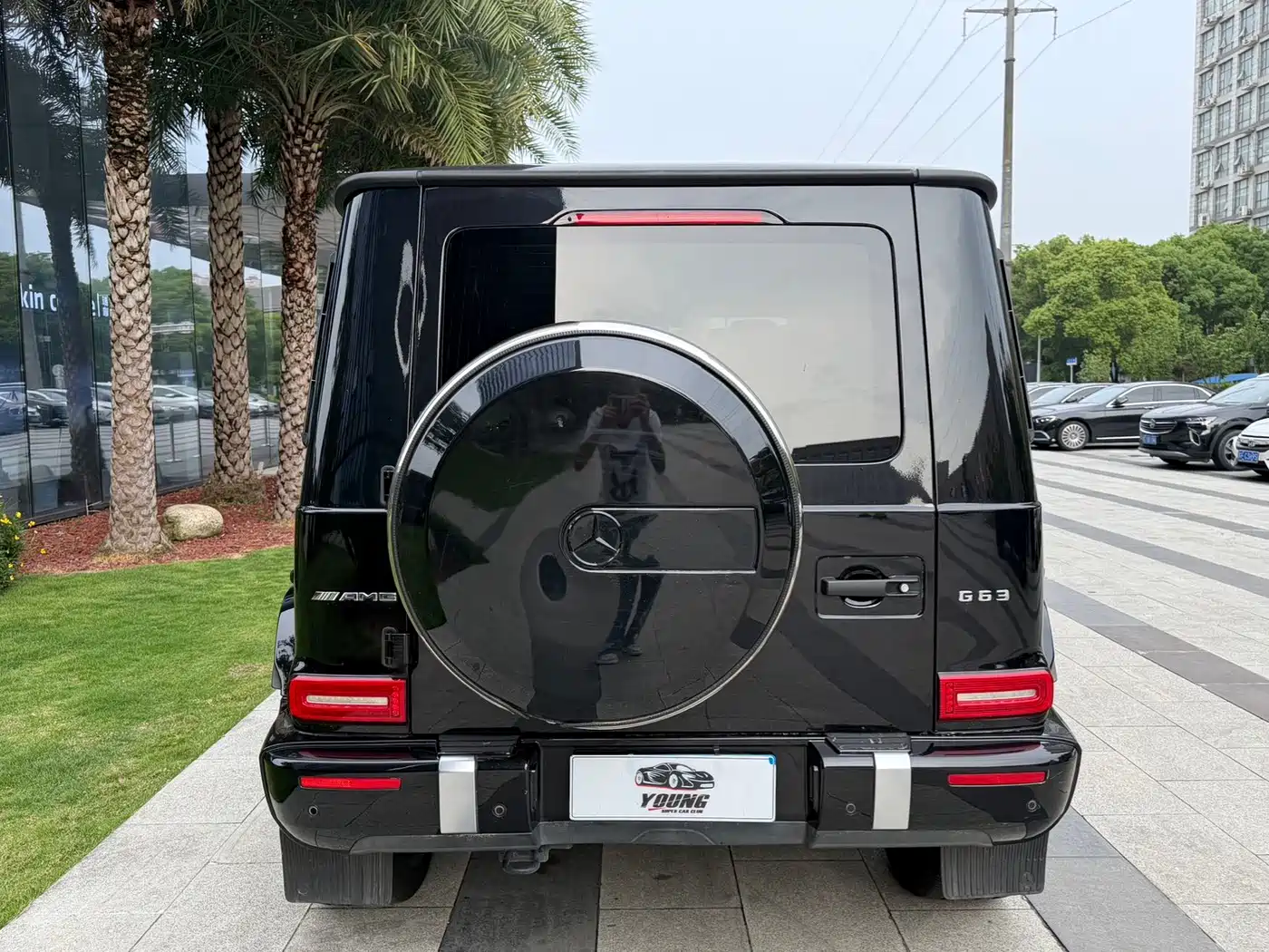 Photo 5 - Mercedes-Benz G-Class AMG