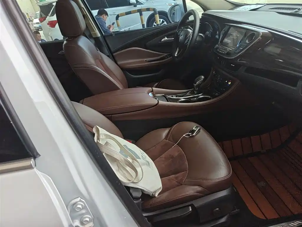 Buick Envision Plus 2017 28T AWD Elite фото 25
