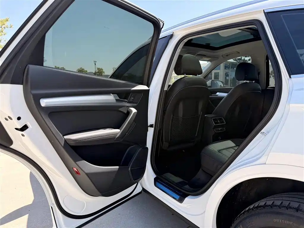 Audi Q5L 2020 40 TFSI Prestige Fashion фото 12