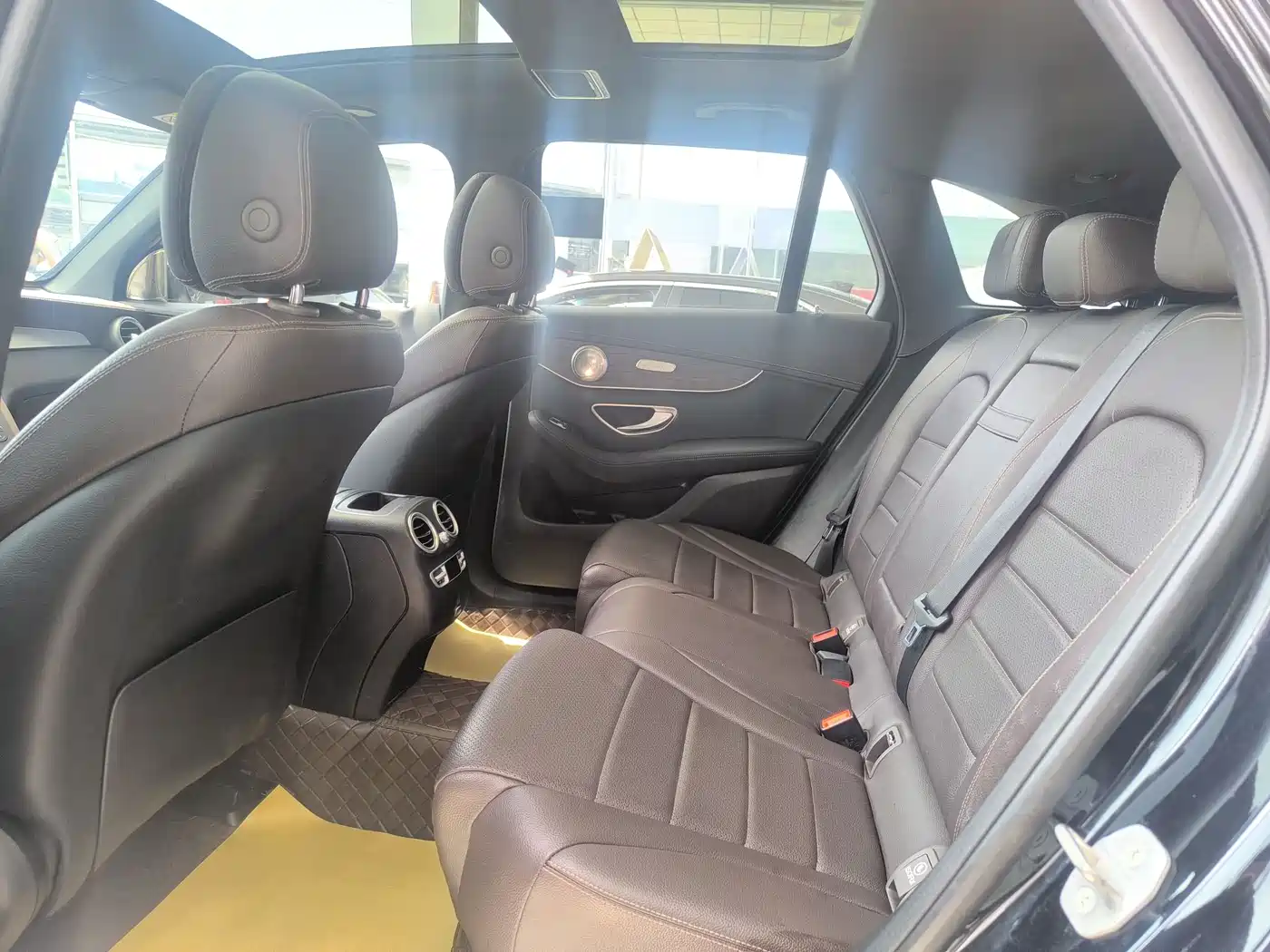 Mercedes-Benz GLC 2021 GLC 260 L 4MATIC Luxury фото 5
