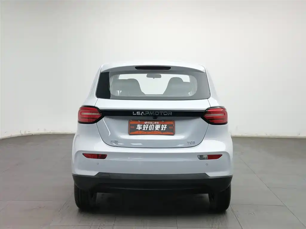 ZERO-RUNNING CAR ZERO RUN T03