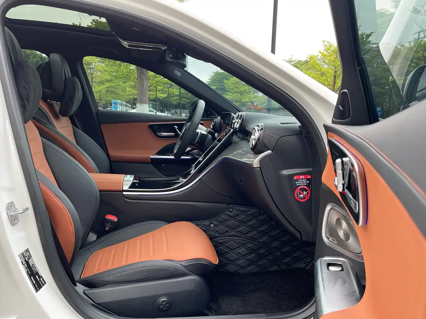 Mercedes-Benz C-Class 2025 C 260 L Night Sport Edition фото 13