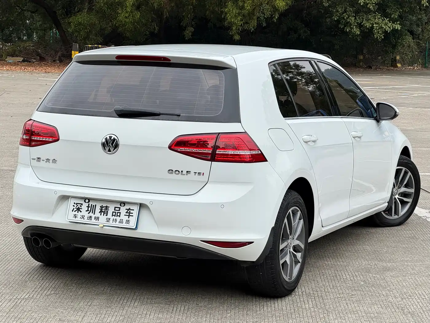 Volkswagen Golf 2016 230TSI Automatic Luxury фото 5