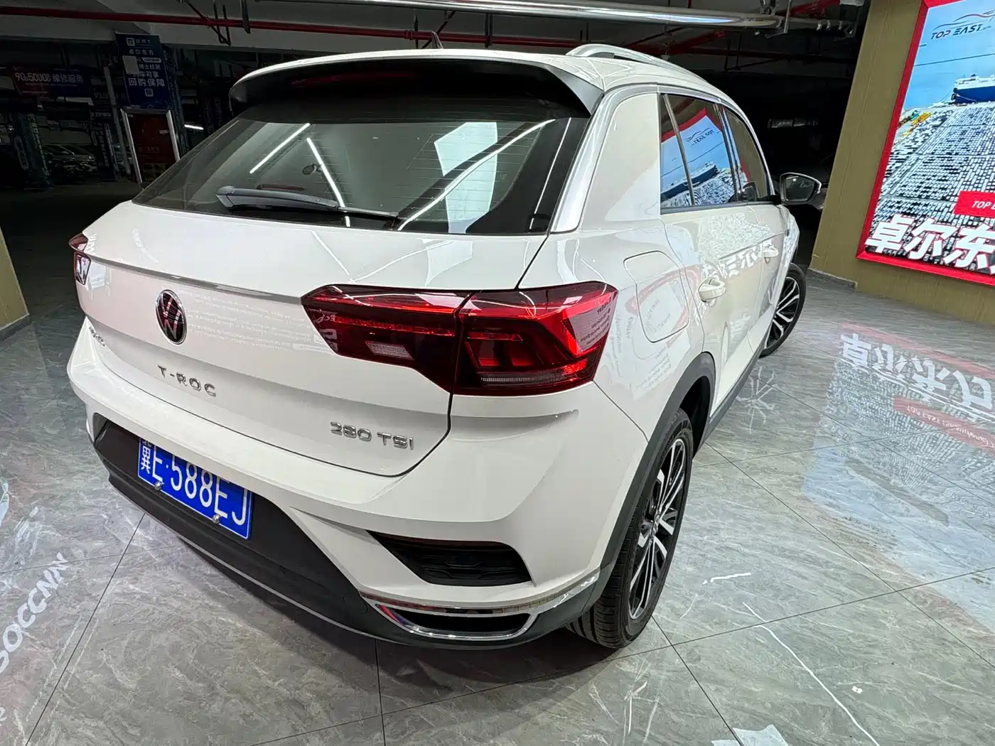 Volkswagen T-ROC 2022 280TSI DSG 2WD Comfort PLUS фото 5