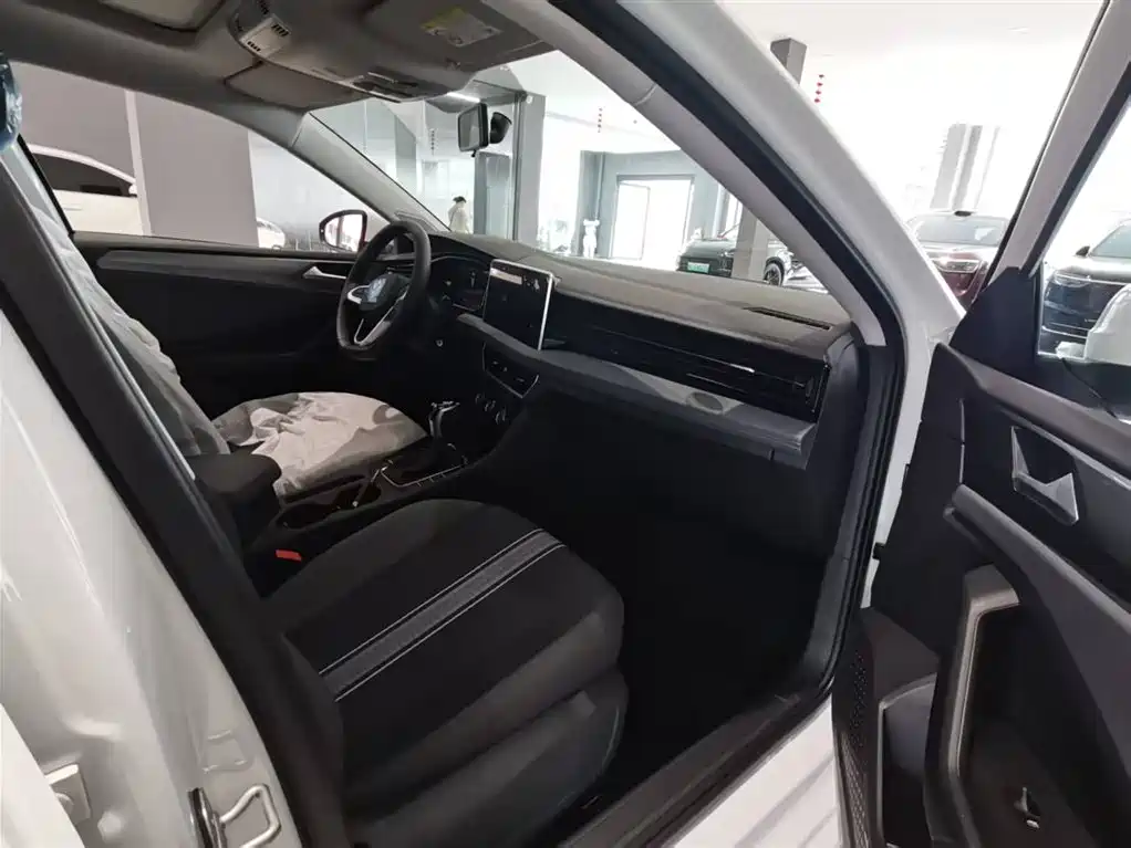 Volkswagen Sagitar 2026 Model 30 Million Special Selection 300TSI DSG Leap Edition фото 7