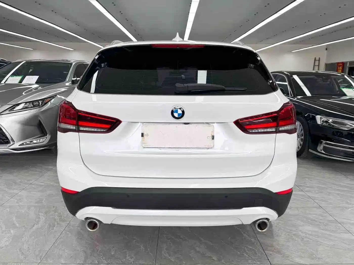 BMW X1 2022 sDrive25Li Leading фото 5