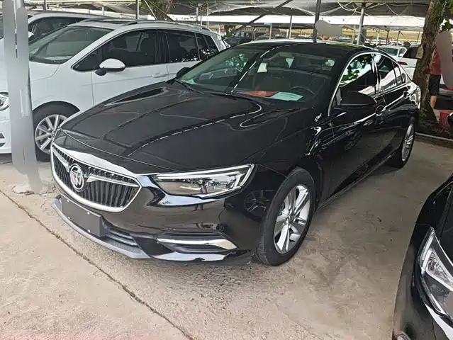 Buick Regal 2020