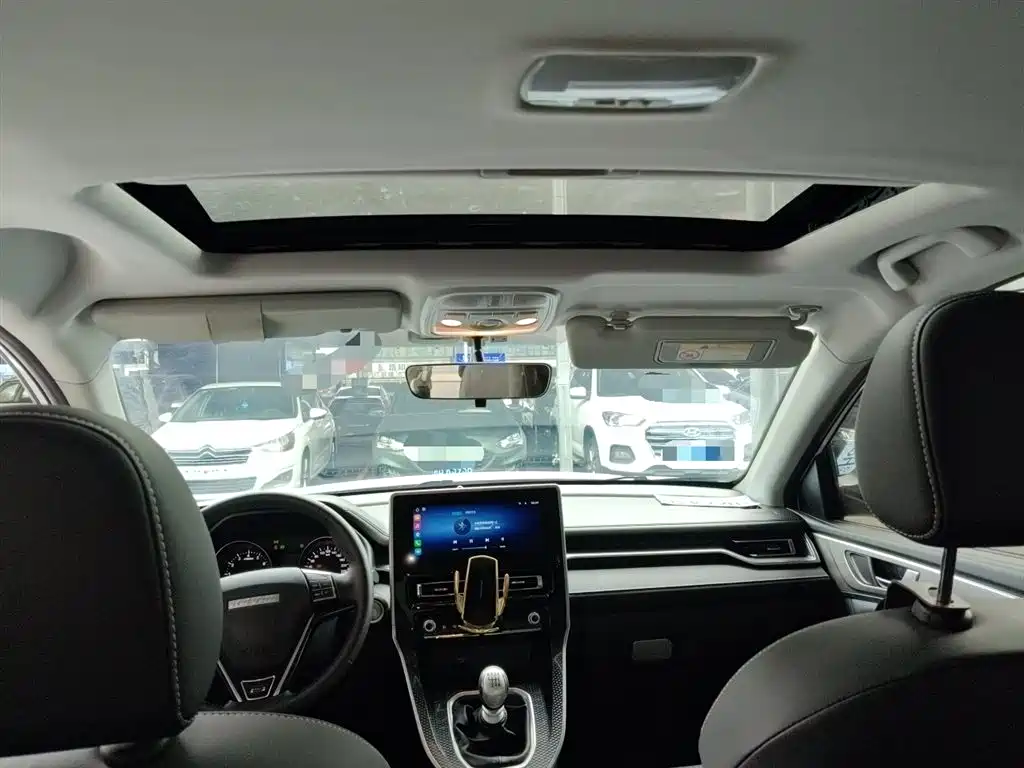 Haval M6 2021 PLUS 1.5T Manual Luxury Smart Connect фото 14