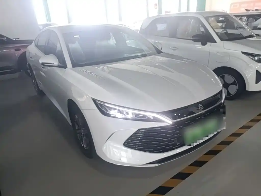 BYD Qin L 2026 2026 DM-i 128KM Progressive