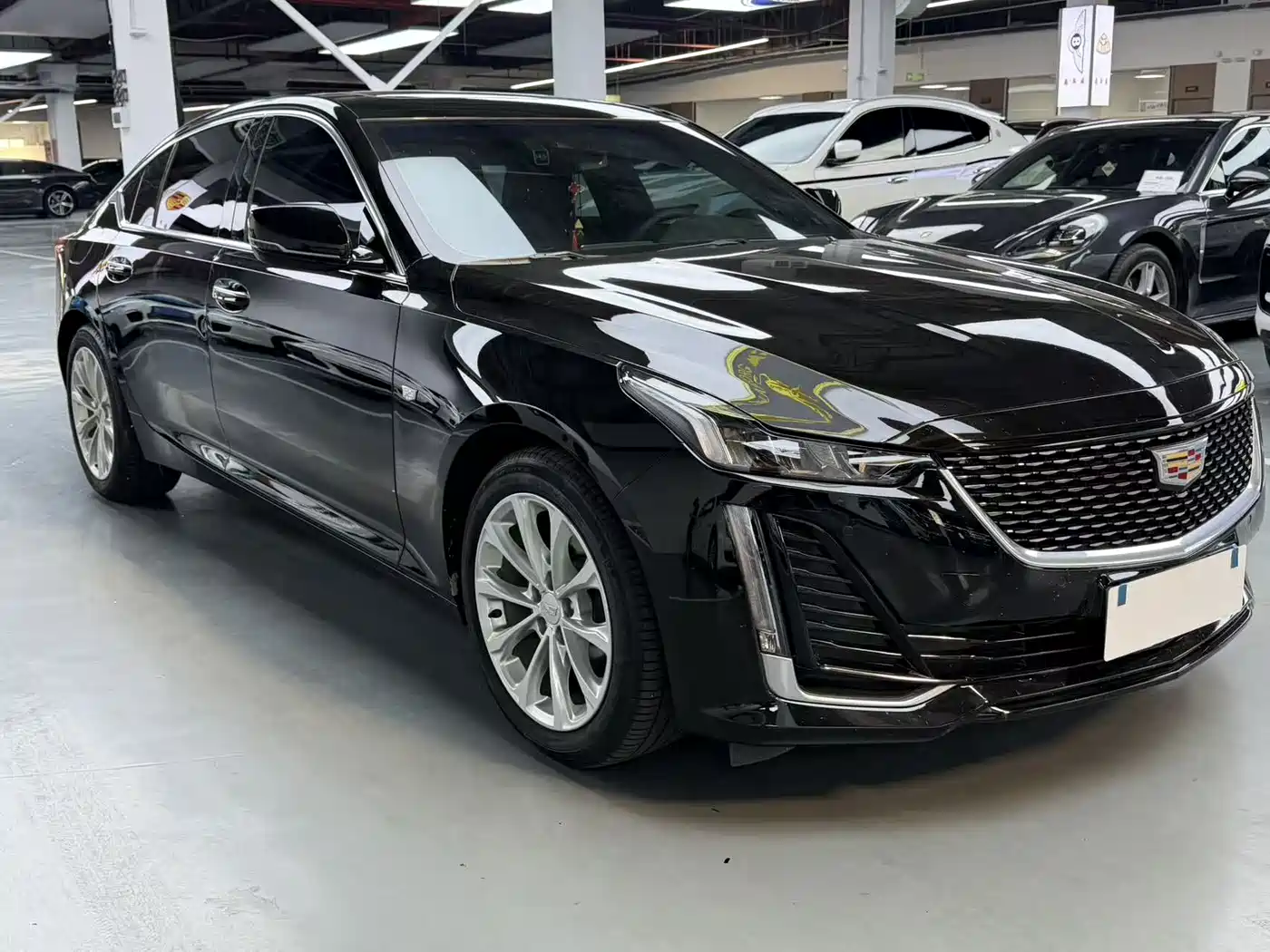 Cadillac CT5 2023 28T Luxury Style (Standard Edition) фото 3