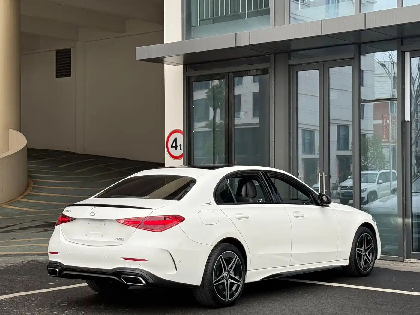 MERCEDES-BENZ C CLASS