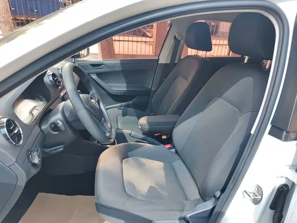 Volkswagen Jetta 2019 2019 Dream Edition 1.5L Auto Fashion