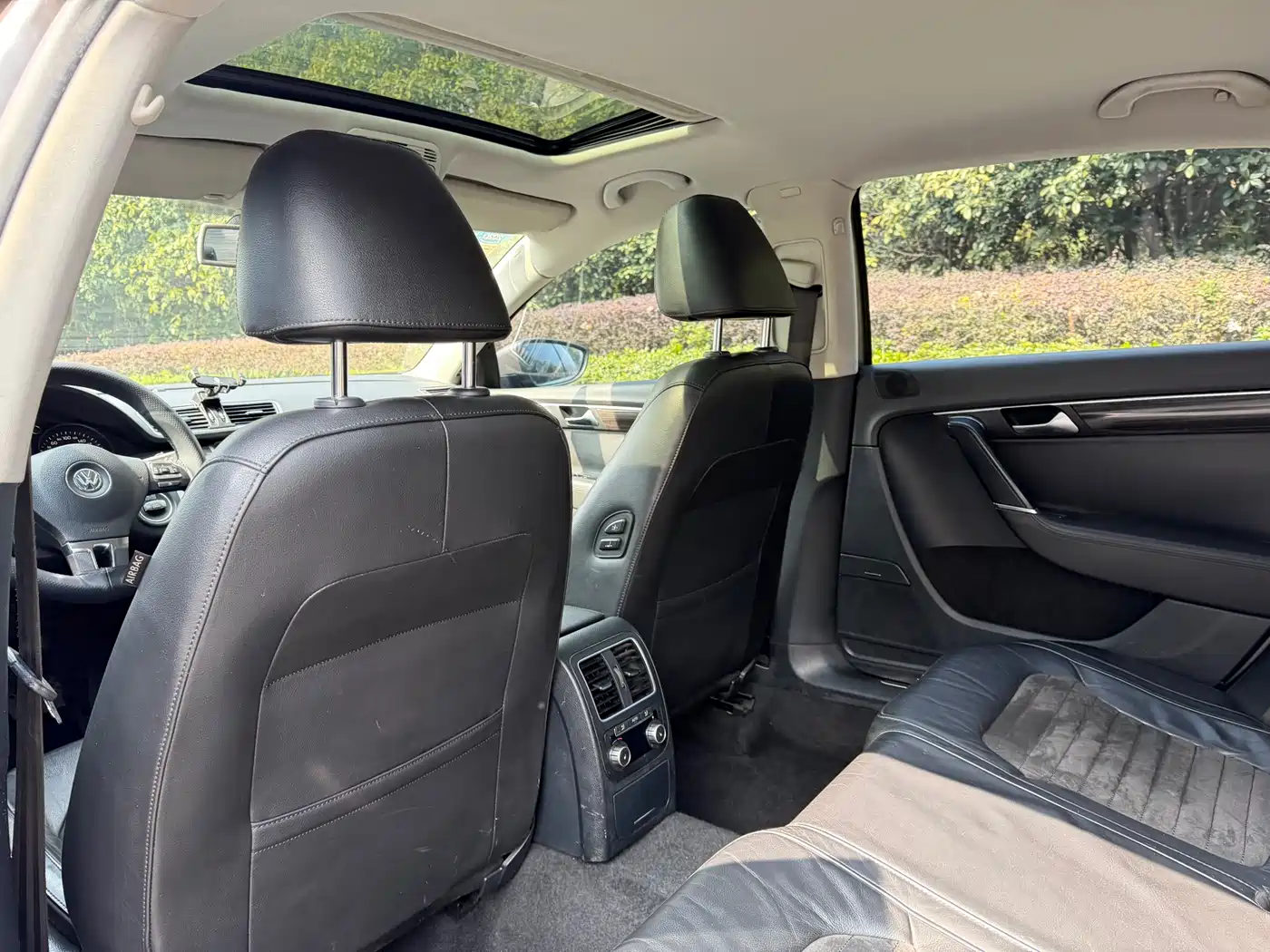 Volkswagen Magotan 2013 1.8TSI Premium фото 12