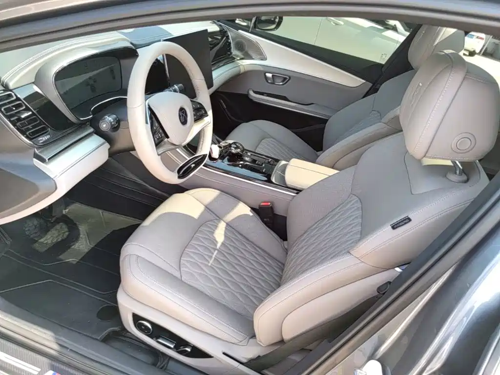 BYD Han 2025 2025 Model EV 605KM Premium Version