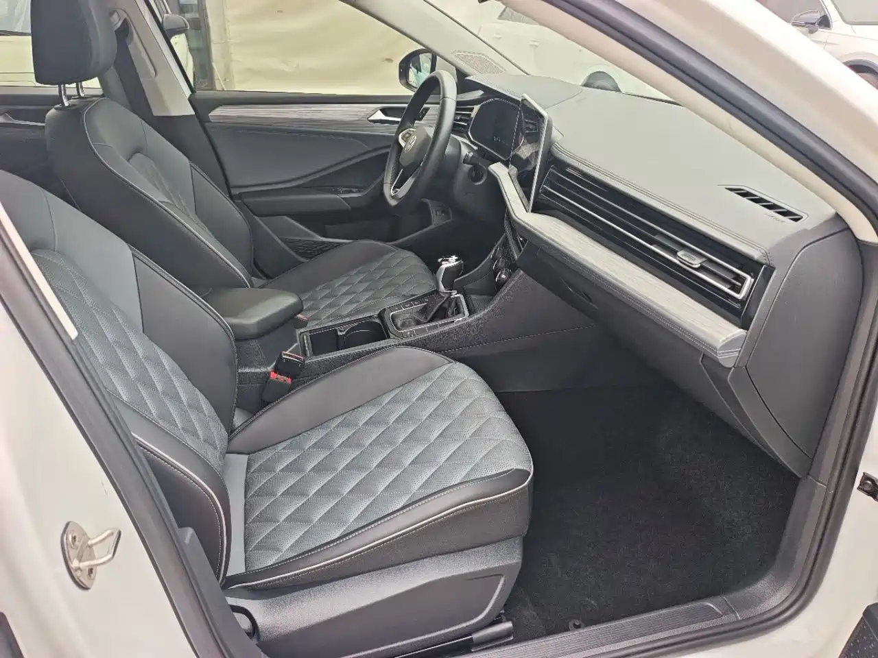 Volkswagen Sagitar, миниатюра 7