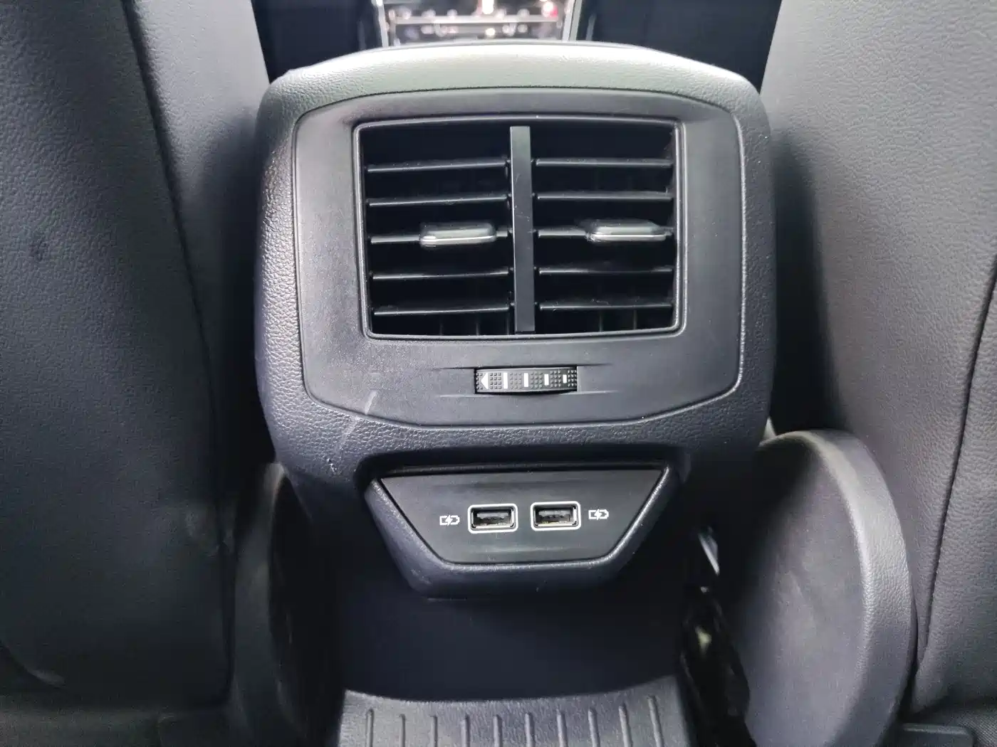 Volkswagen T-ROC 2022 280TSI DSG 2WD Elite PLUS фото 10