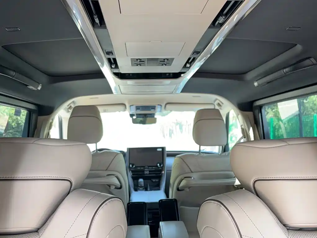Toyota Alphard 2026 2024 Hybrid 2.5L Ultimate Enjoyment Edition