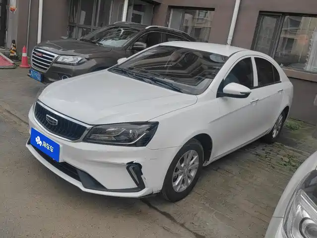 Geely Emgrand UP 1.5L, Механика, Комфорт