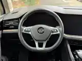 Фото 14 - Volkswagen Touareg