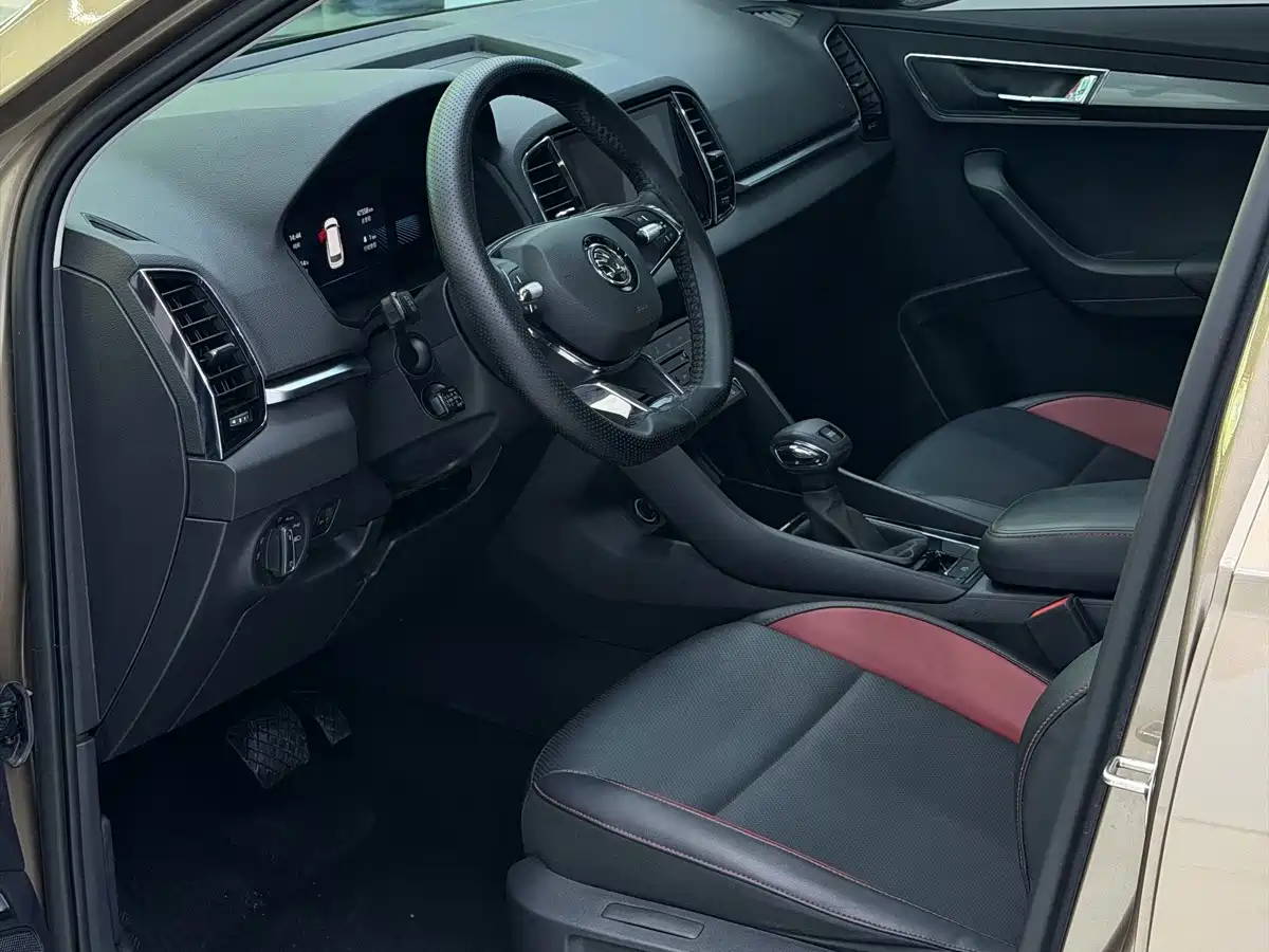 Photo 14 - Škoda Karoq