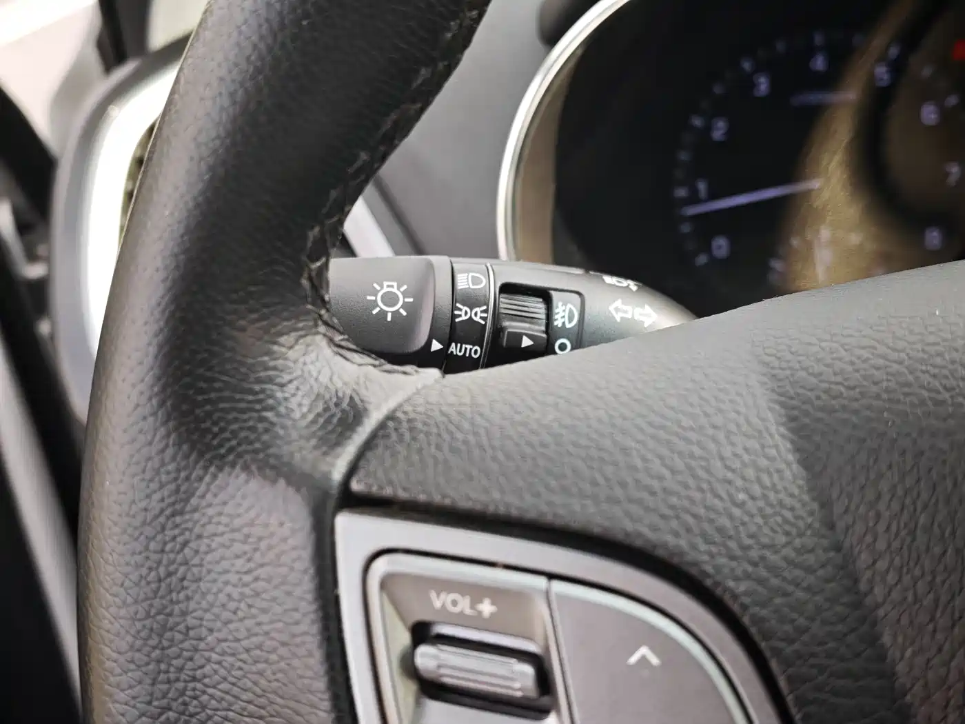 Hyundai Santa Fe 2017 2.0T Automatic 4WD Intelligent 7-Seater фото 22