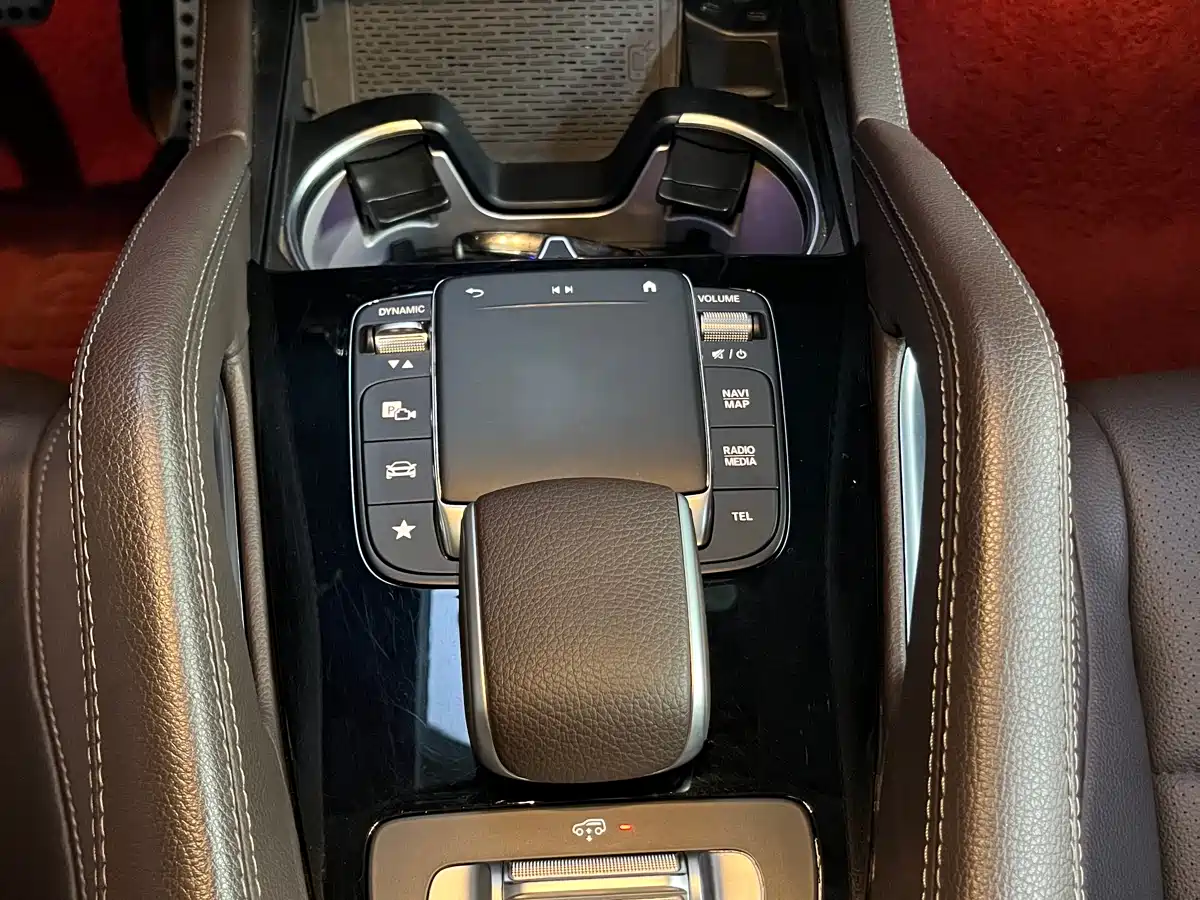 Mercedes-Benz GLS 2023 GLS 450 4MATIC Fashion Edition фото 32