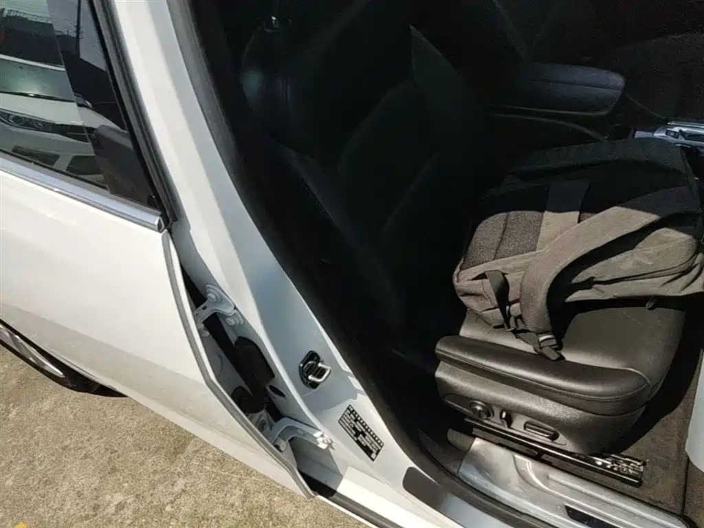Chevrolet Malibu XL 2018 530T Auto RuiChi Edition фото 25