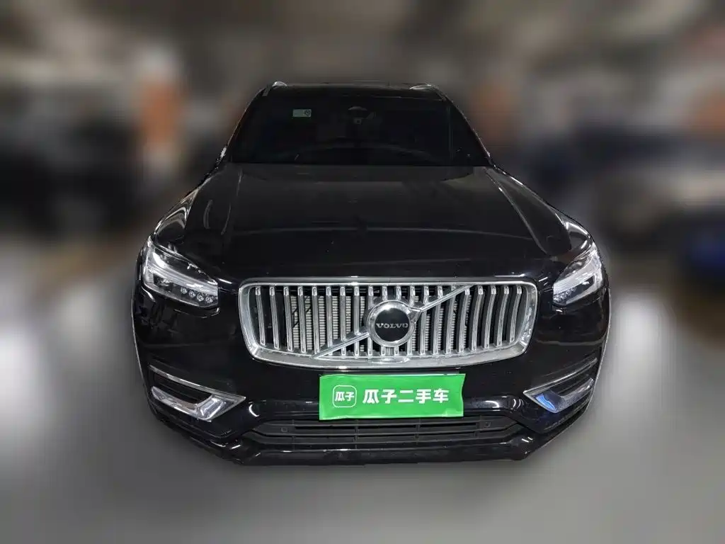 Фото 3 - Volvo XC90