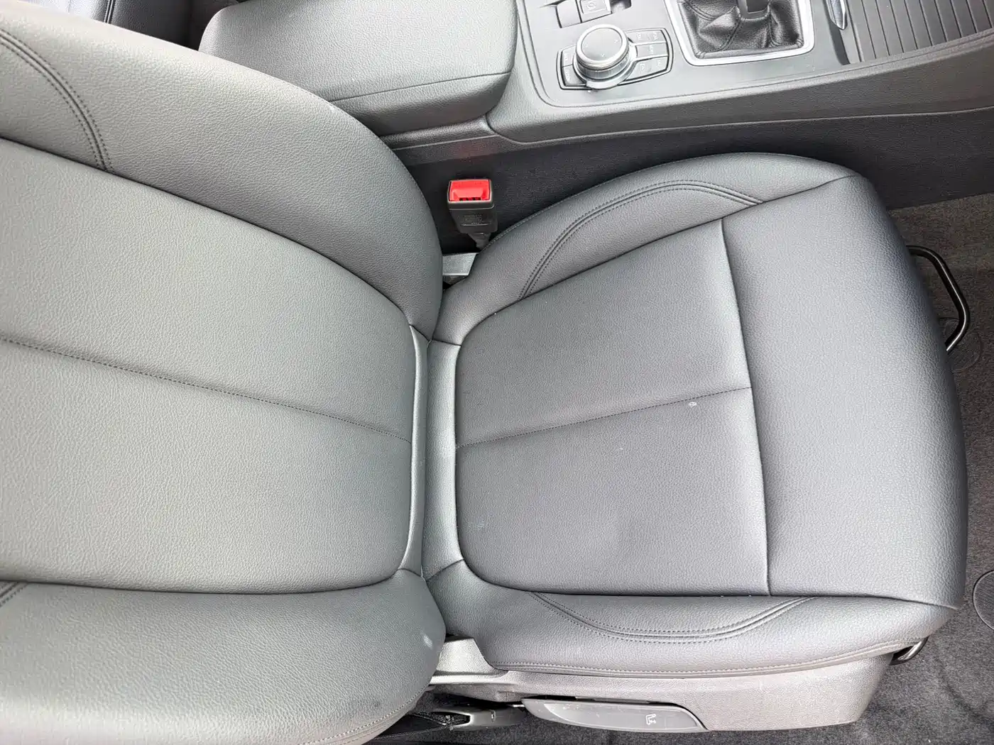 BMW 1 Series 2022 120i M Sport фото 12