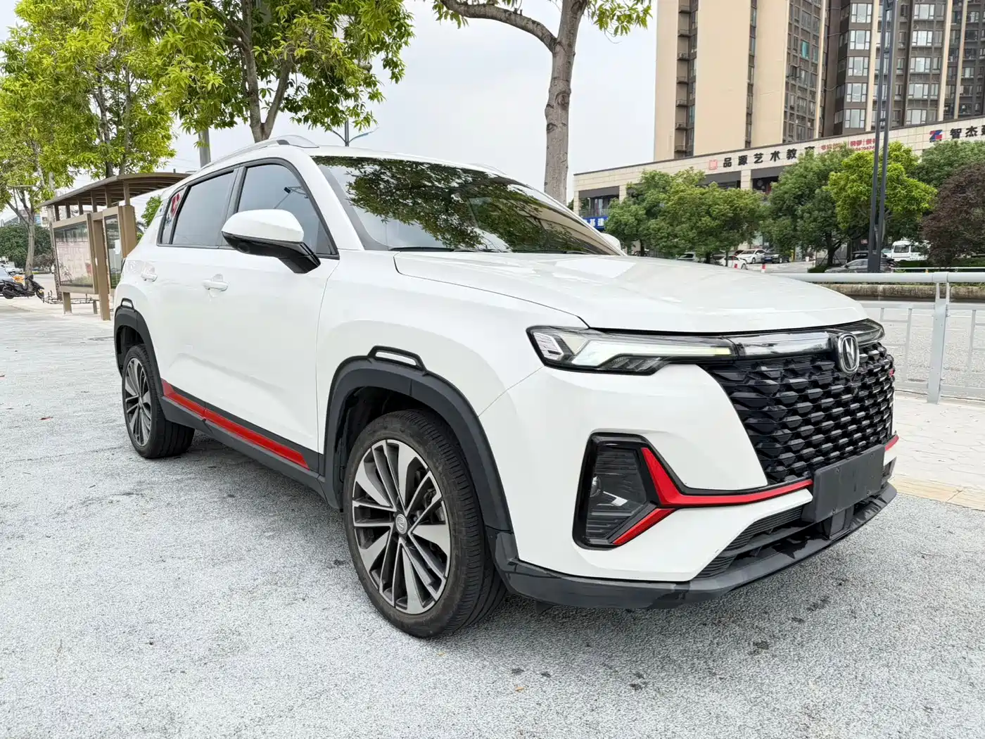 Фото 3 - Changan CS35 PLUS