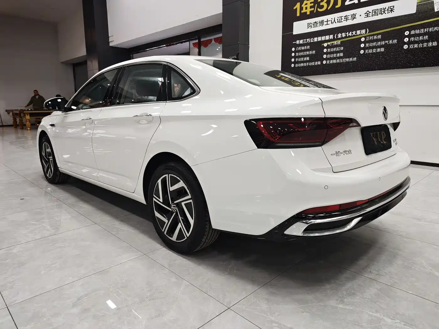 Volkswagen Sagitar 2023 300TSI DSG Surpassing Edition фото 11