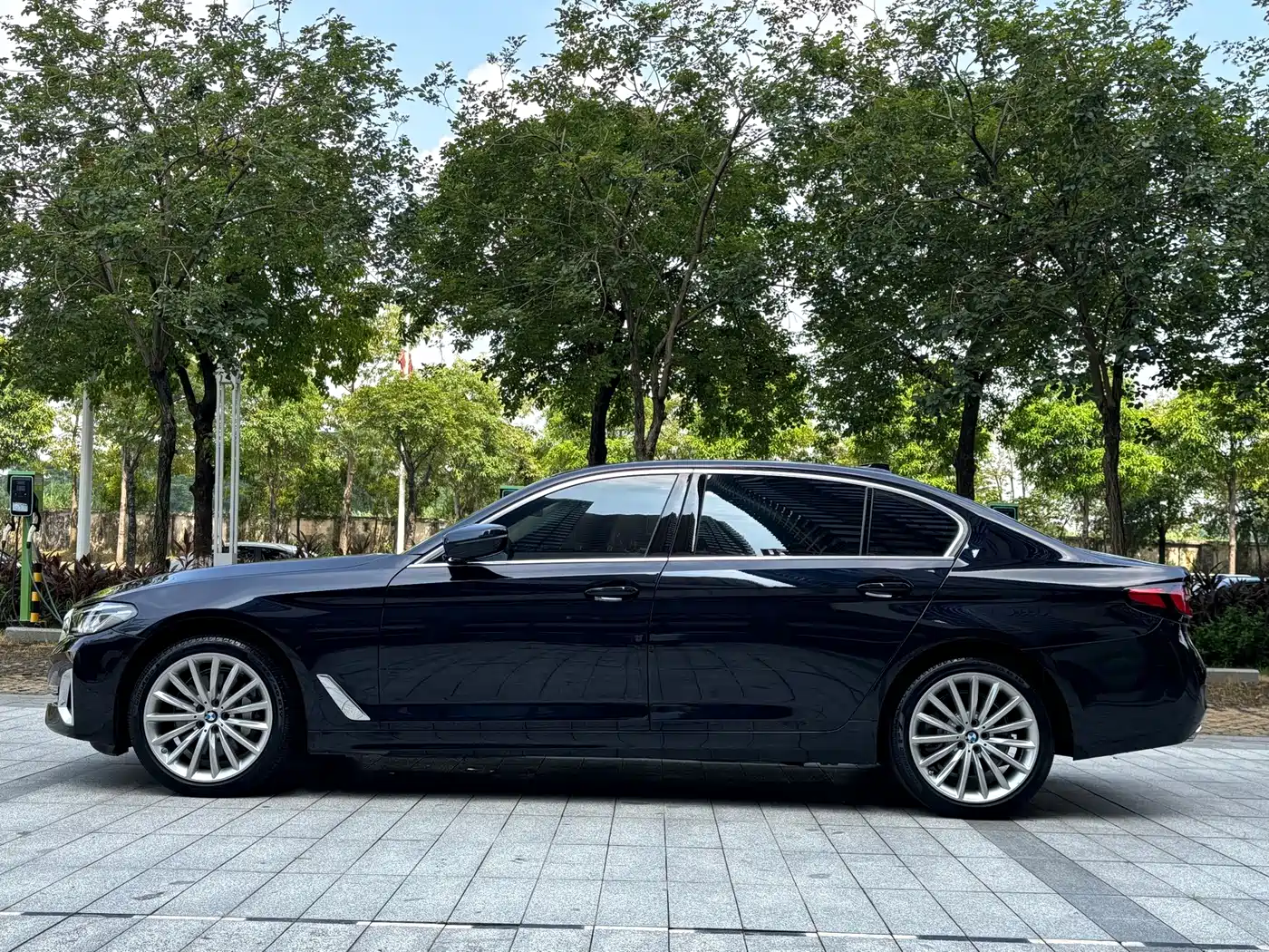 BMW 5 Series, миниатюра 13