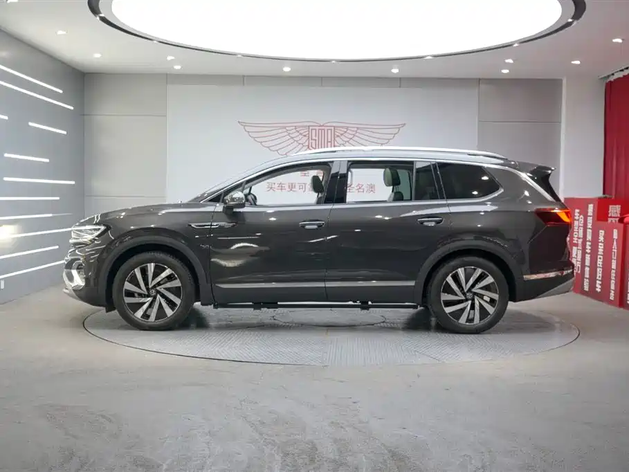 Volkswagen Talagon 2021 380TSI 4WD Luxury Premium Edition Pro фото 2